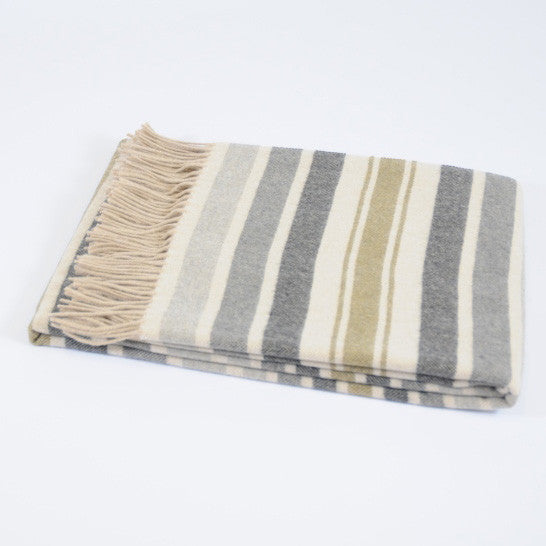 Lambswool & Cashmere Pistachio wool throw - Urban Wool